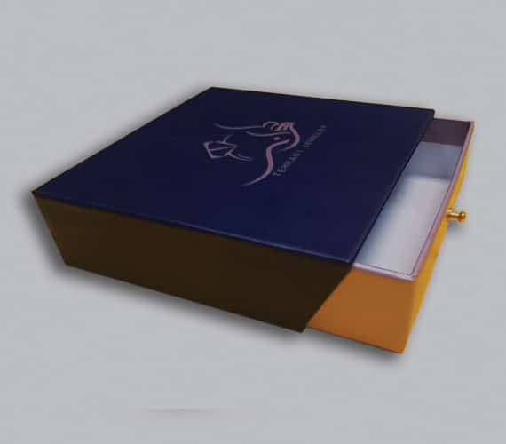 جعبه هاردباکس